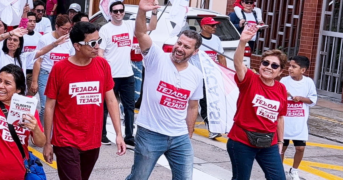 Juntos hacia adelante